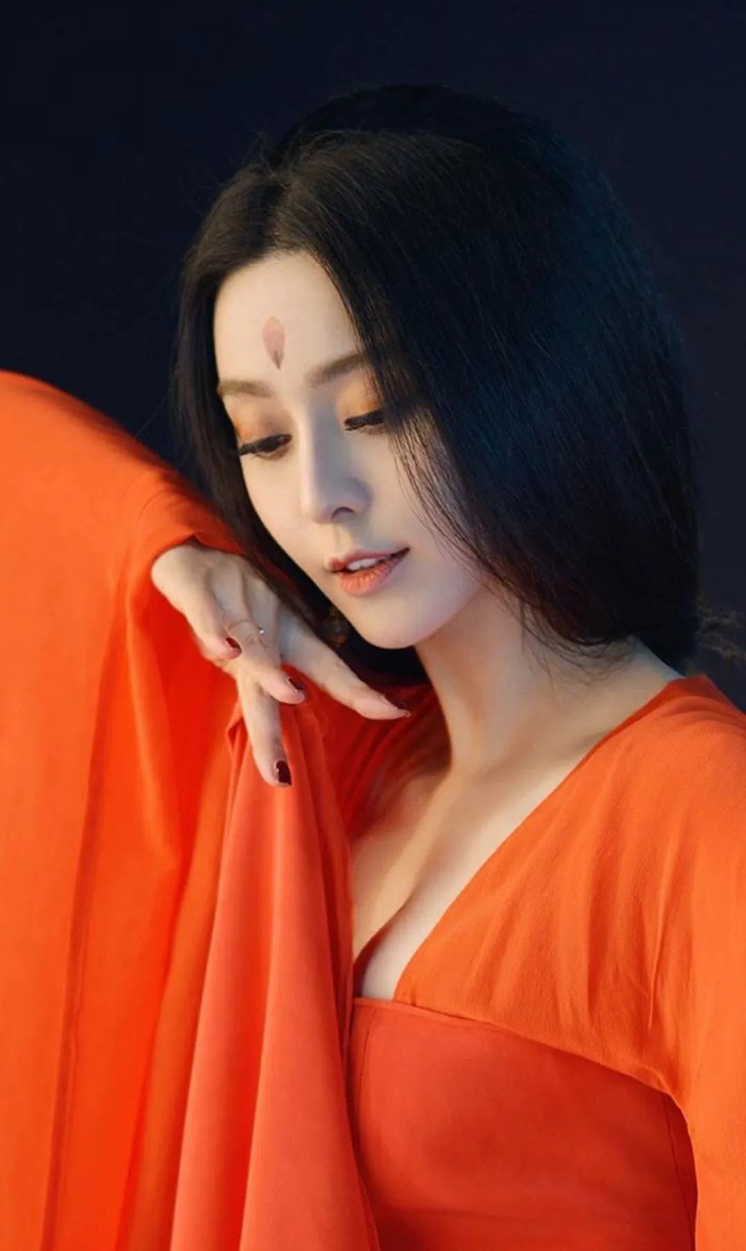 范冰冰东京之行:皮肤白皙透亮,魅力无法挡